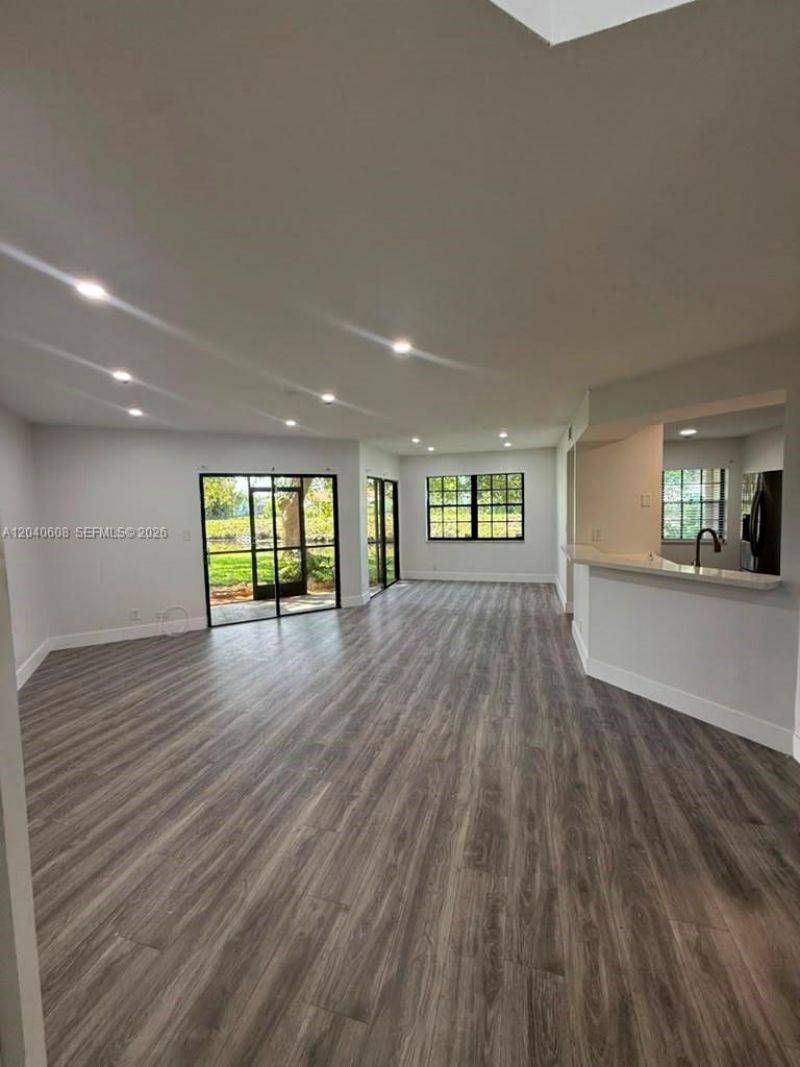 9021 W Sunrise Blvd, Unit 9021, Plantation, FL 33322 Photo