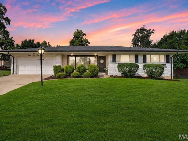 8954 Westhaven Court, Crestwood, MO 63126