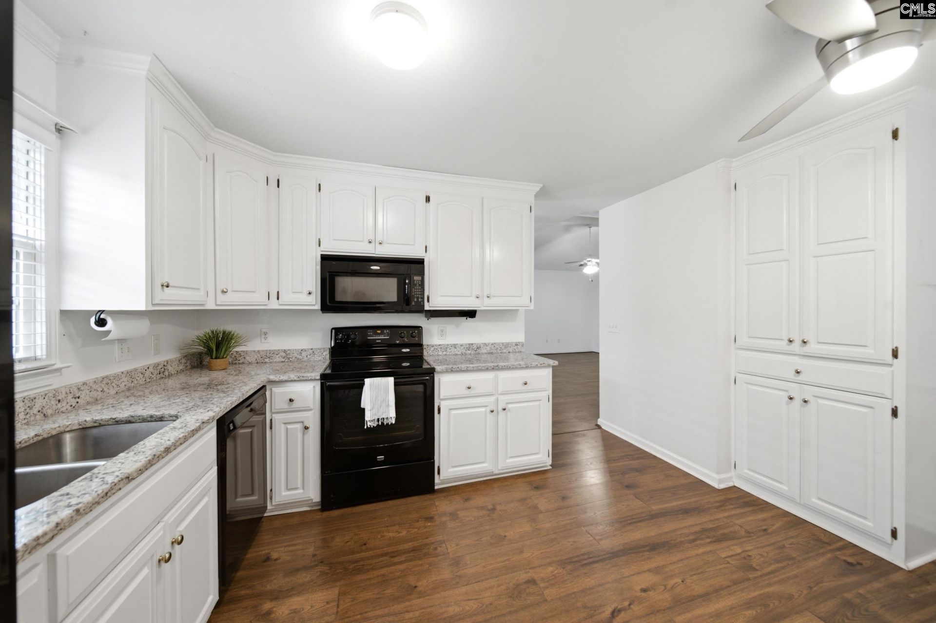 753 Teakwood Court  Photo 10