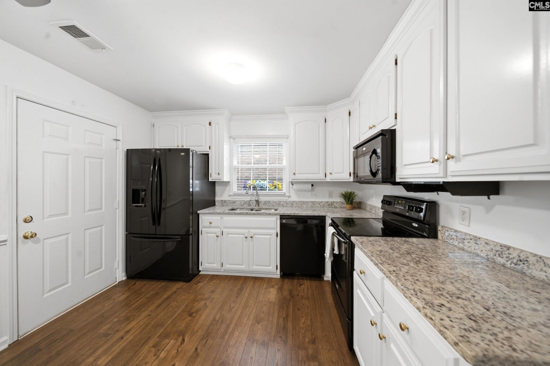 753 Teakwood Court  Photo 11