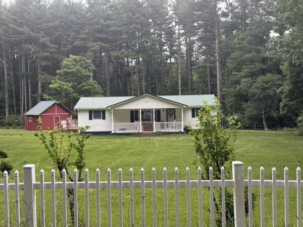 1446 Moncove Lake Access Rd, Gap Mills, WV 24941