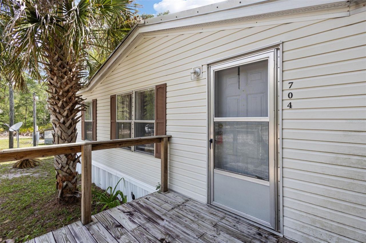 704 SE 791st Street, Old Town, FL 32680 Photo