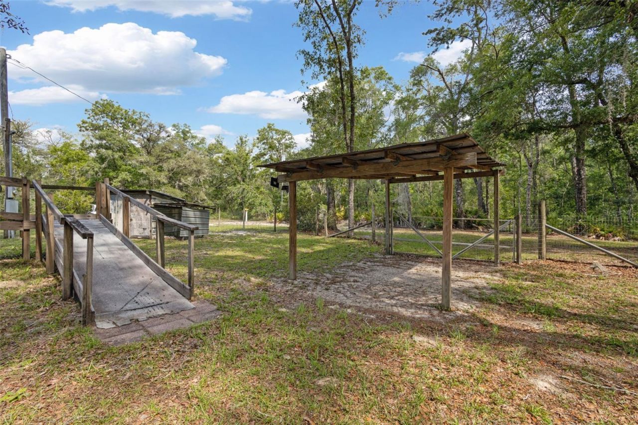 704 SE 791st Street, Old Town, FL 32680 Photo