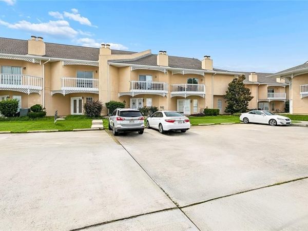 701 TOPSL Drive , Unit 701, Mandeville, LA 70471