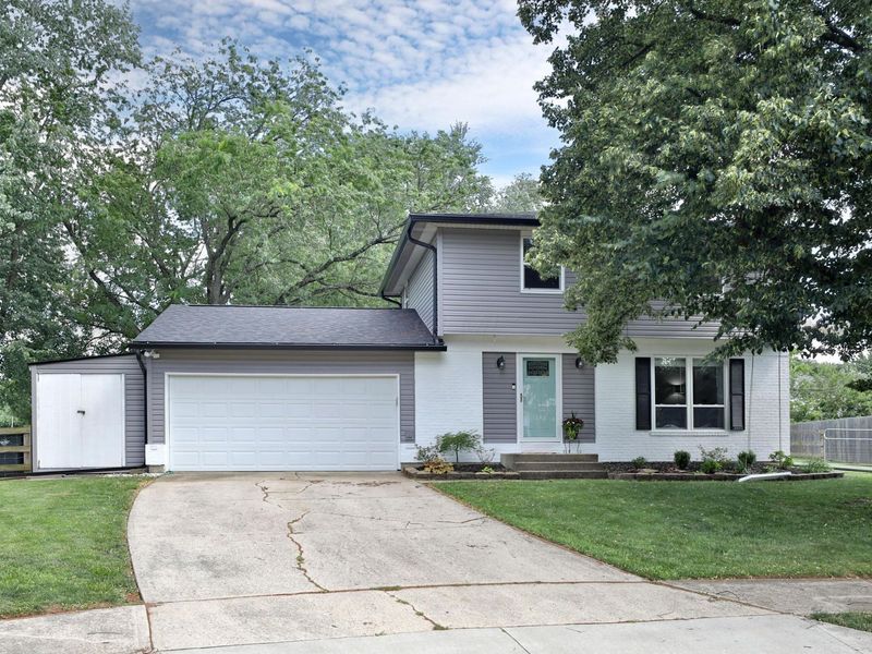 251 Cotswold Place, Gahanna, OH 43230 Photo 2