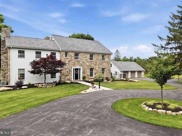 86 WHITES MILL ROAD, GREEN LANE, PA 18054