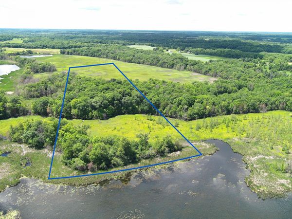 33640 Malmberg Avenue , Lindstrom, MN 55045