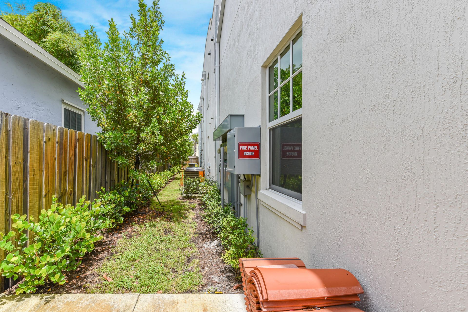 129 S K Street, Lake Worth, FL 33460 Photo