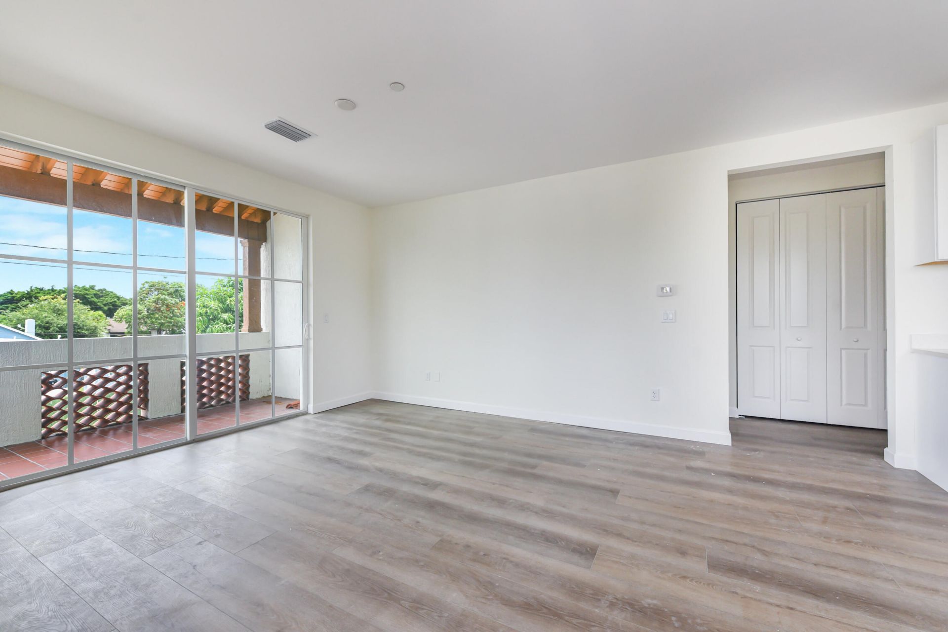 129 S K Street, Lake Worth, FL 33460 Photo