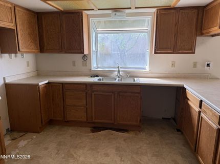 280 Veronica Avenue, Sparks, NV 89436 Photo