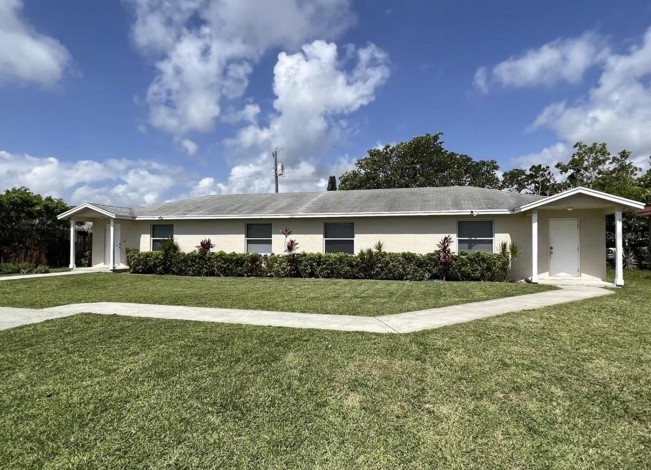 2211 SE 3rd Street , Unit 1, Boynton Beach, FL 33435 Photo
