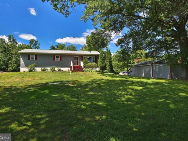 3134 WILD RUN ROAD , PENNSBURG, PA 18073