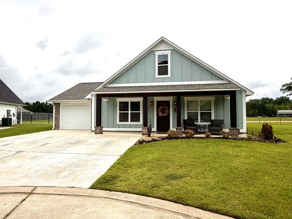 13 Deerfield Cv., Amory, MS 38821