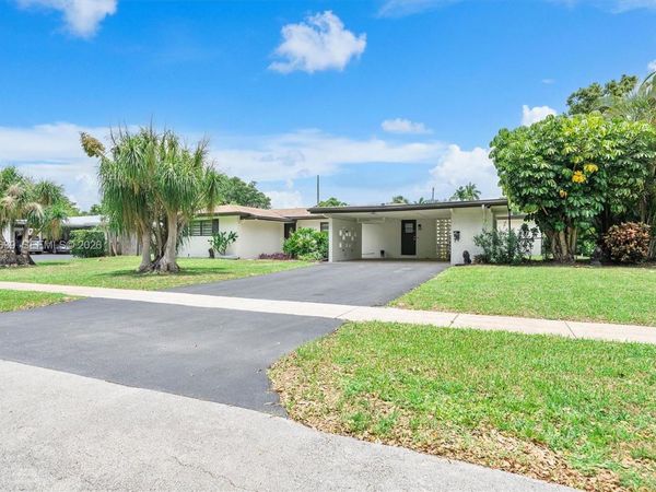 885 Azalea Ct , Plantation, FL 33317