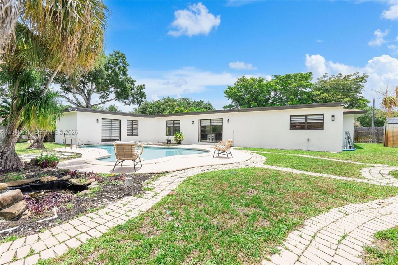 885 Azalea Ct , Plantation, FL 33317 Photo