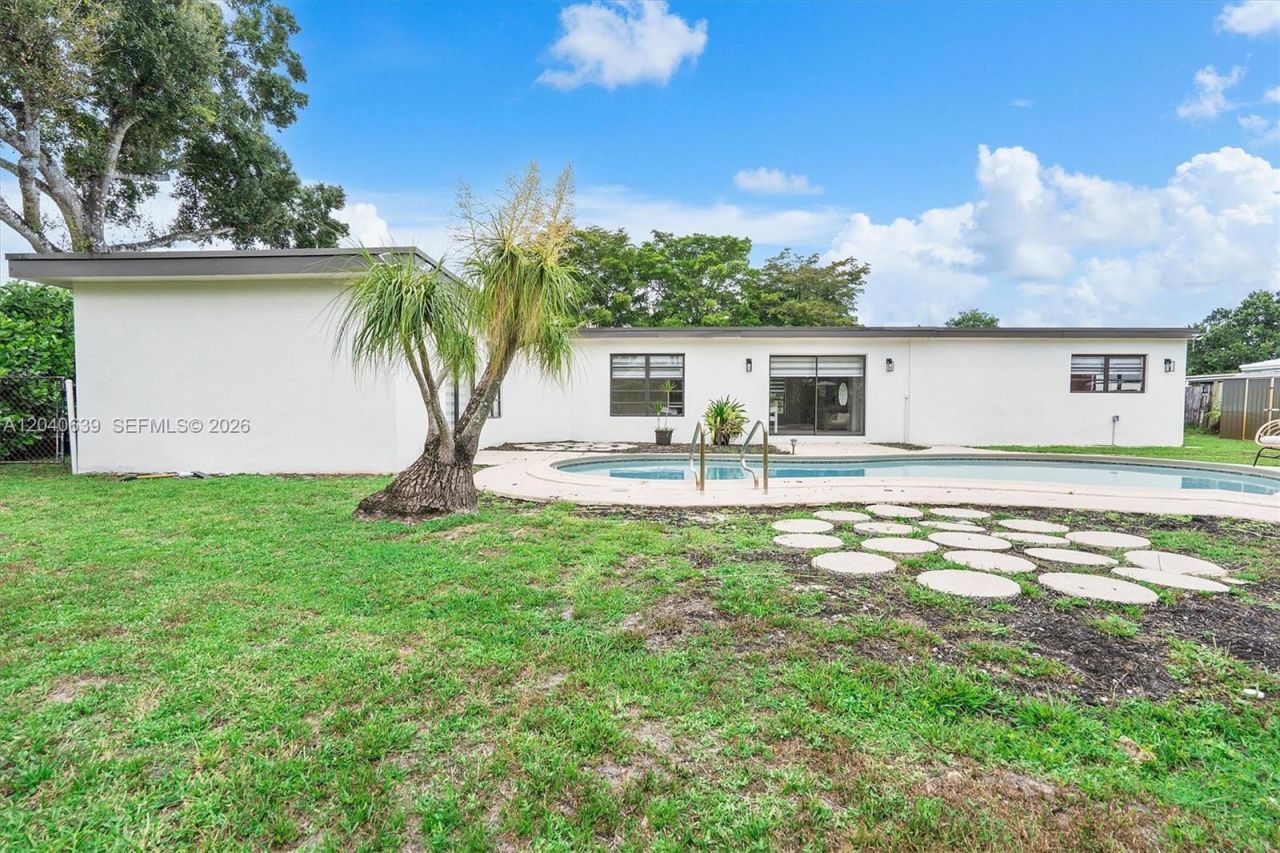 885 Azalea Ct , Plantation, FL 33317 Photo