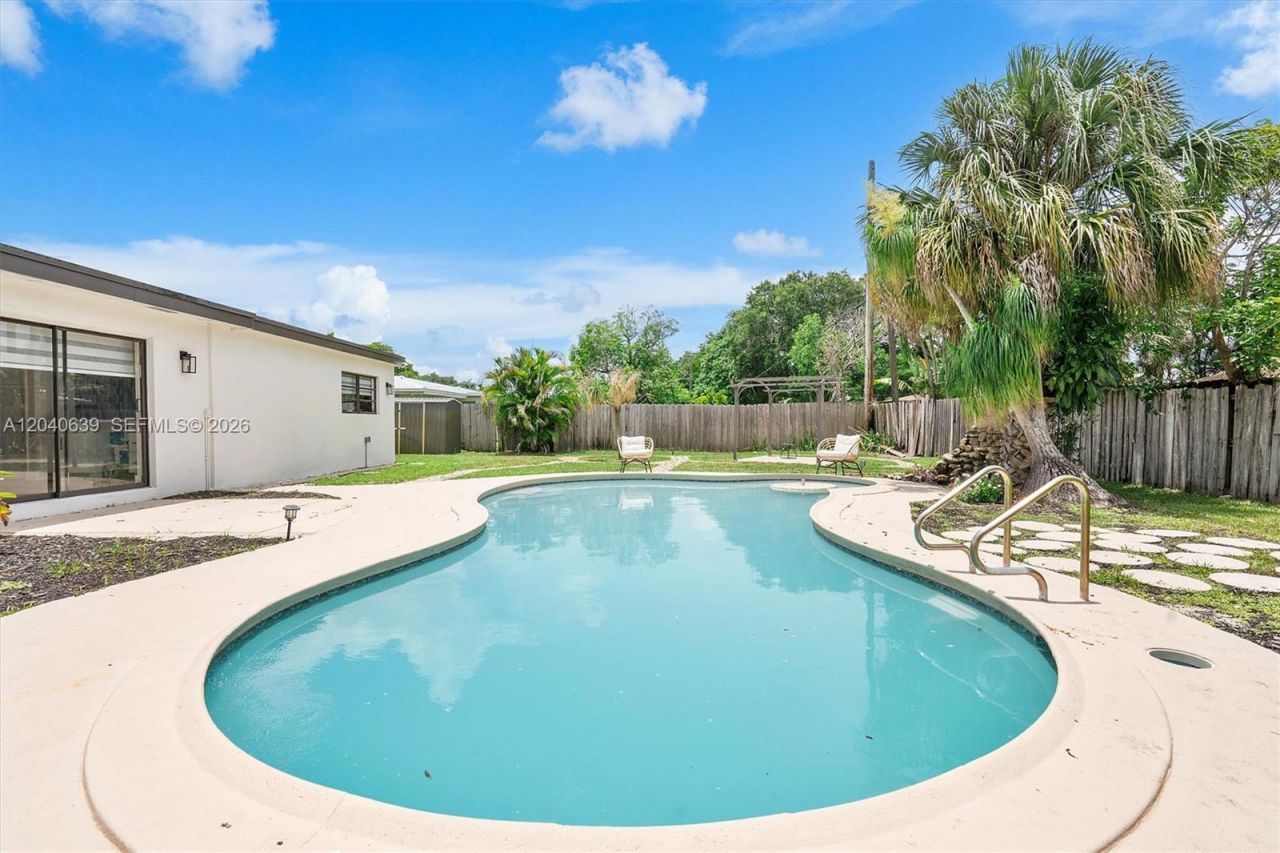 885 Azalea Ct , Plantation, FL 33317 Photo
