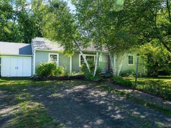 46 Schoonmaker Lane, Stone Ridge, NY 12484