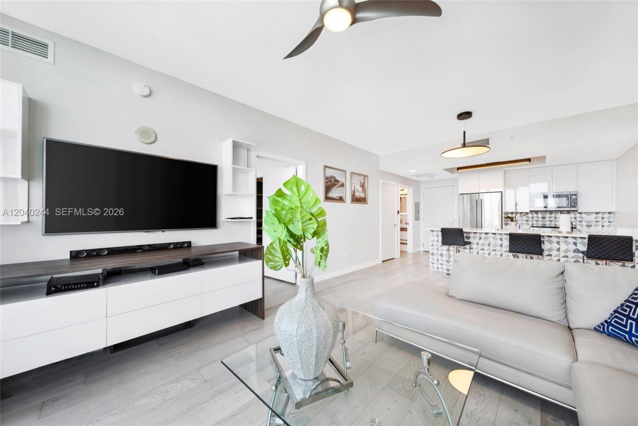 888 Biscayne Blvd, Unit 3907, Miami, FL 33132 Photo