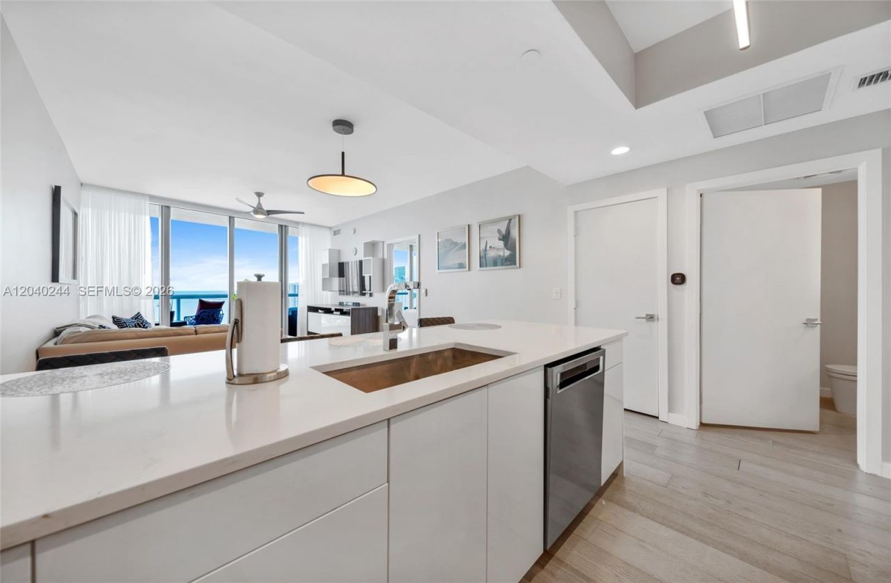 888 Biscayne Blvd, Unit 3907, Miami, FL 33132 Photo