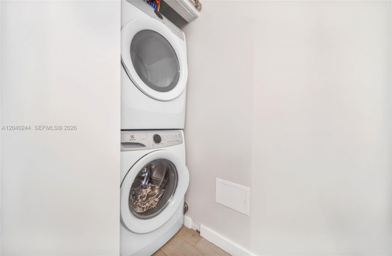 888 Biscayne Blvd, Unit 3907, Miami, FL 33132 Photo
