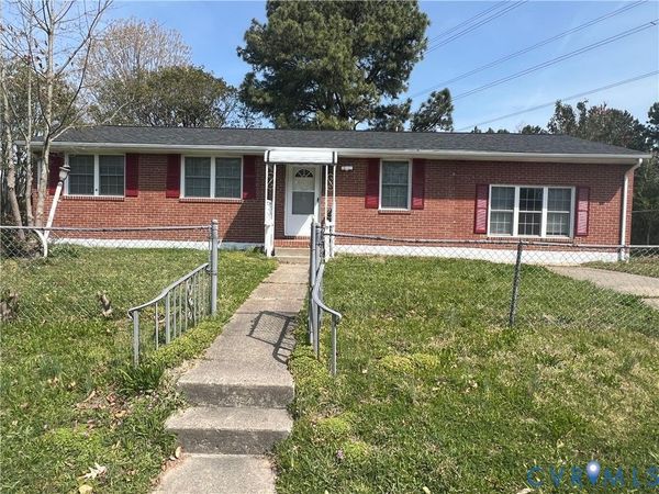 1403 Algona Road , Chesapeake, VA 23324