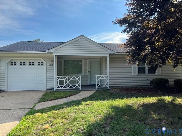 2112 Paramont Avenue, Chesapeake, VA 23320