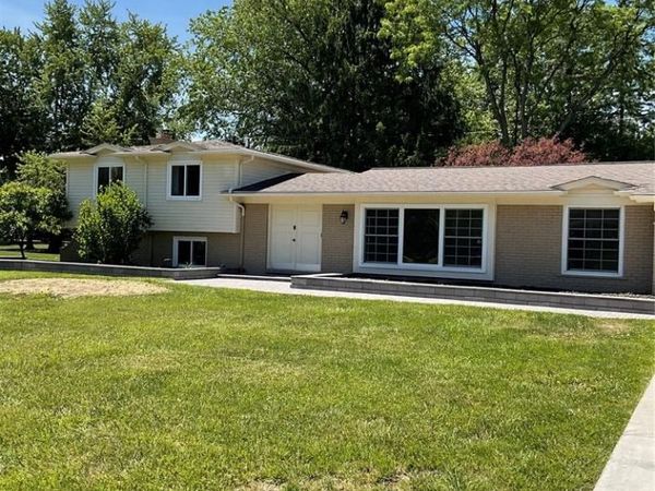 7096 Riverstone Road , West Bloomfield Twp, MI 48322