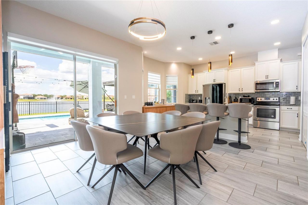 10431 Siddington Drive, Orlando, FL 32832 Photo
