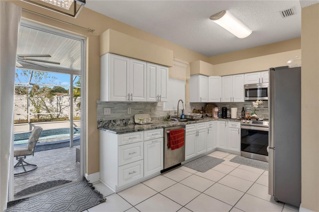 11436 Georgetown Circle, Tampa, FL 33635 Photo