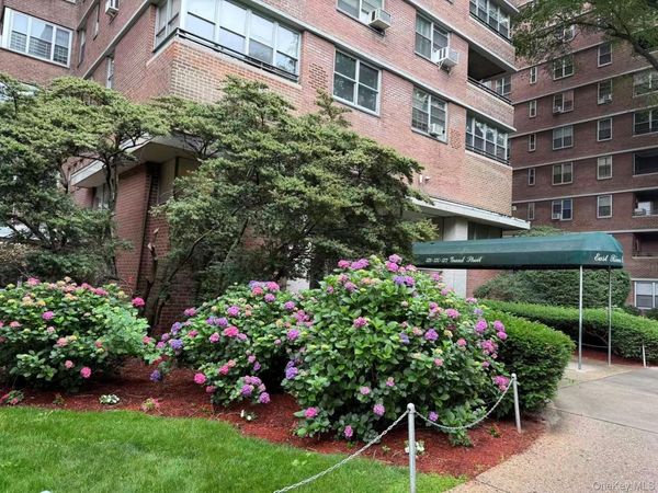 575 Grand Street, Unit E1505, New York (Manhattan), NY 10002