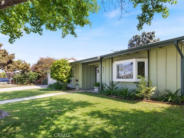 927 Presidio , Costa Mesa, CA 92626