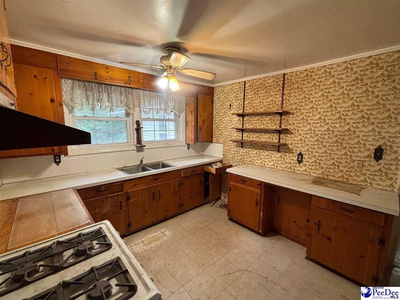 2685 N Fraser St Photo 9