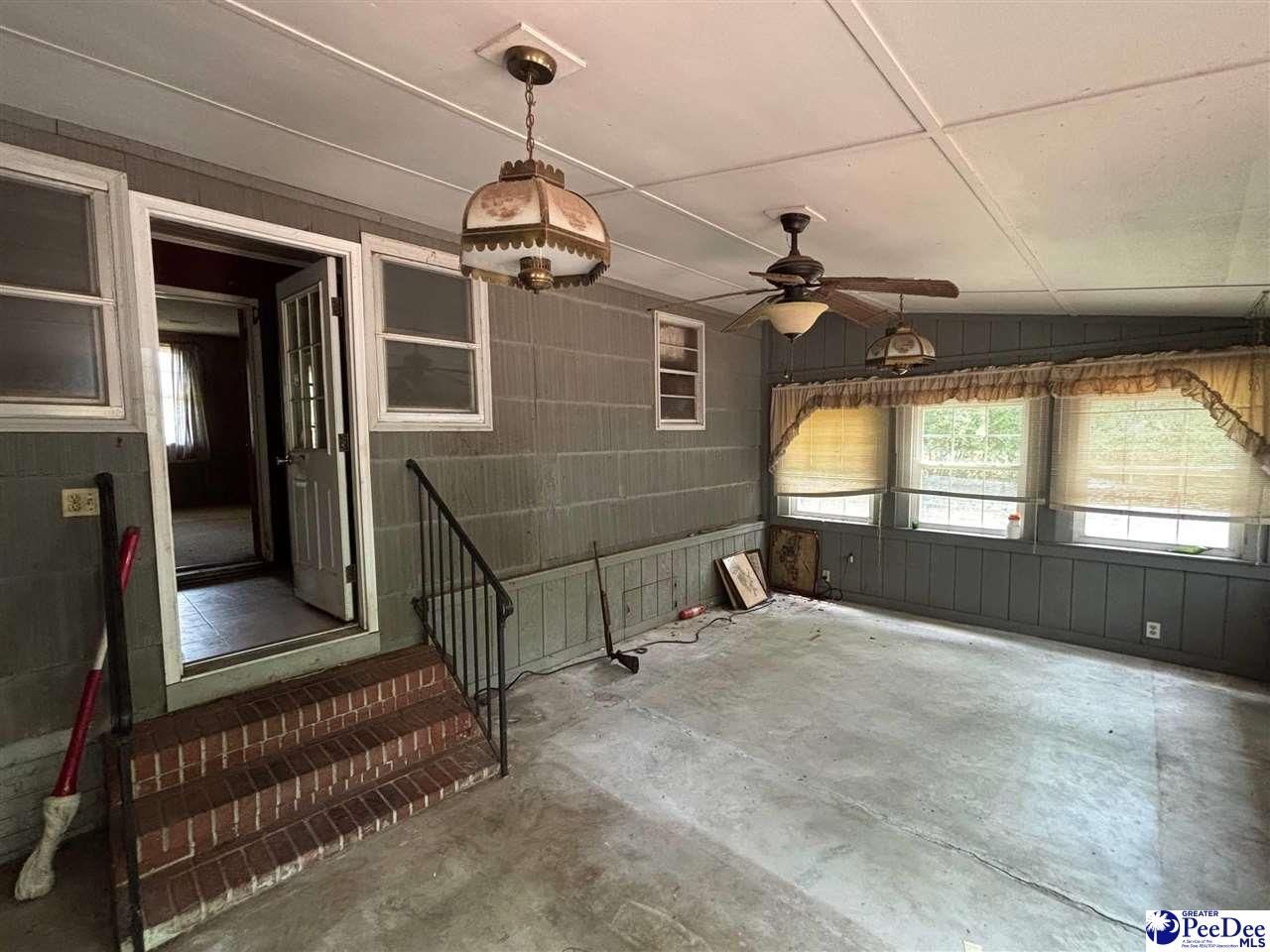 2685 N Fraser St Photo 37