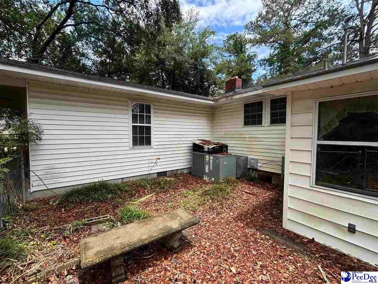 2685 N Fraser St Photo 6
