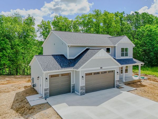 2050 Dakota Trail, Hastings, MI 49058