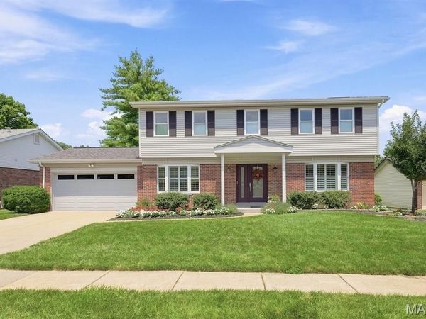 12777 Hazenmore Drive, St Louis, MO 63146