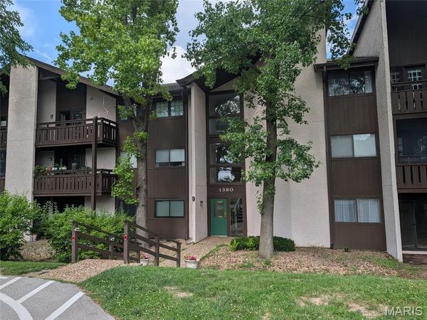 1380 Heritage Landing, Unit 106, St Charles, MO 63303