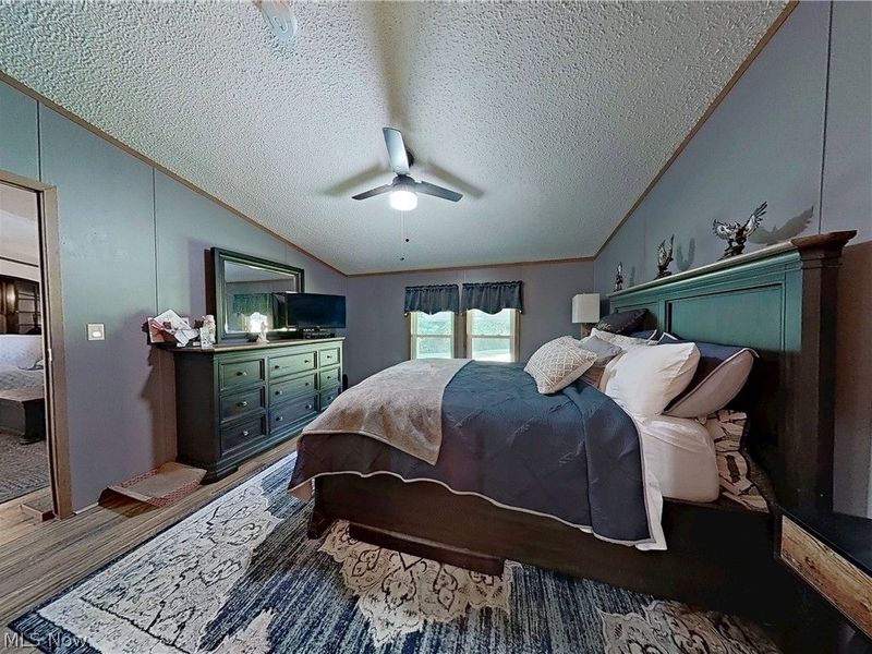 17015 Mcintosh Road, Wellsville, OH 43968 Photo 10