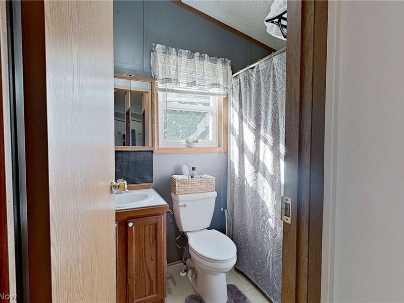 17015 Mcintosh Road, Wellsville, OH 43968 Photo 13