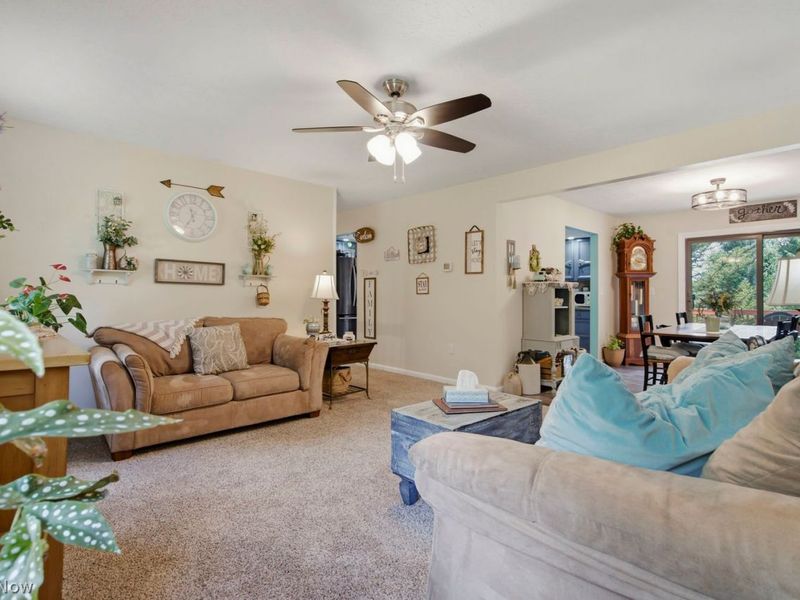 1513 Meadow Square NE, Bolivar, OH 44612 Photo 11