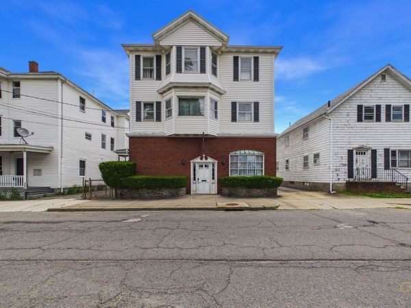 1395-1405 N Main St, Fall River, MA 02720