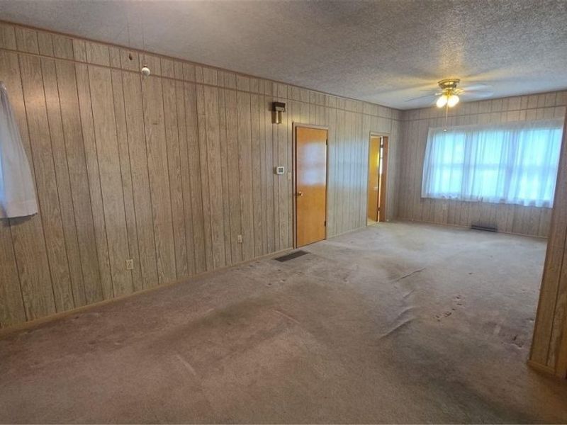 54878 National Road, Bridgeport, OH 43912 Photo 16