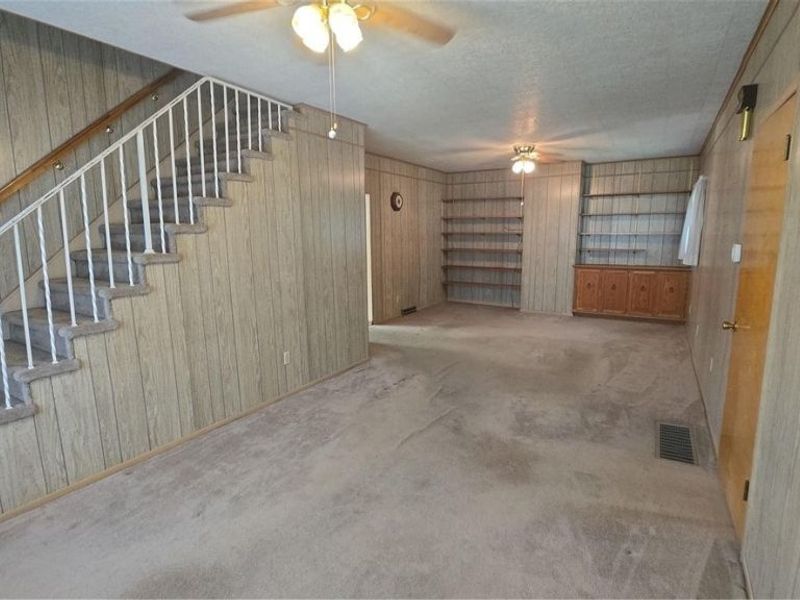 54878 National Road, Bridgeport, OH 43912 Photo 17