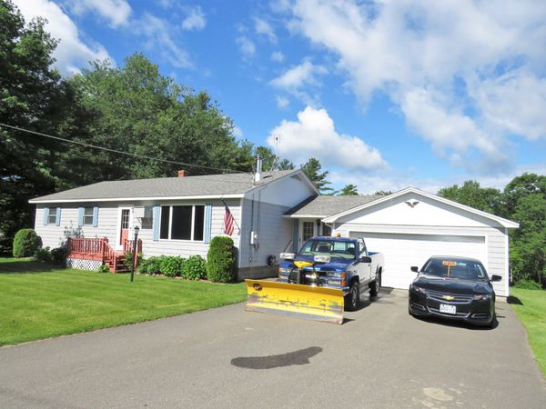 350 Liberty Road, Washington, ME 04574