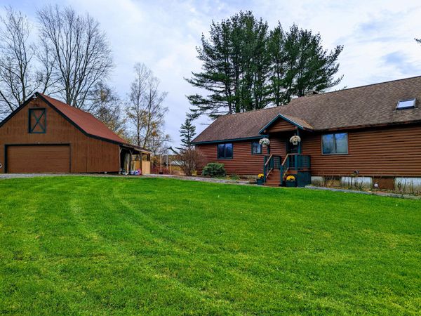 22 Oyster River Road , Thomaston, ME 04861