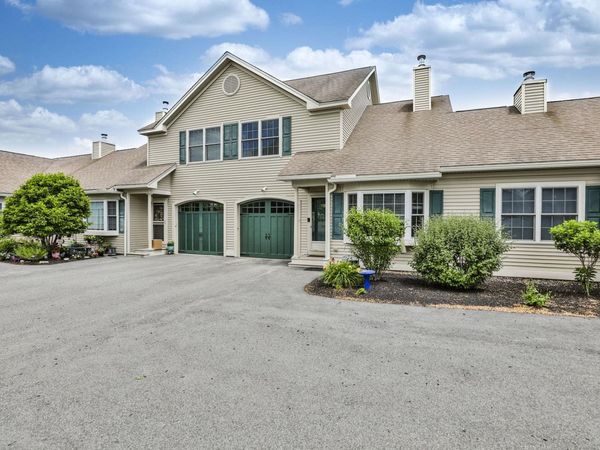 72 Mountain Village Road, Windham, NH 03087