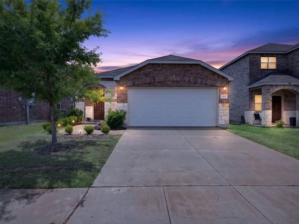 1512 Vega Drive, Forney, TX 75126