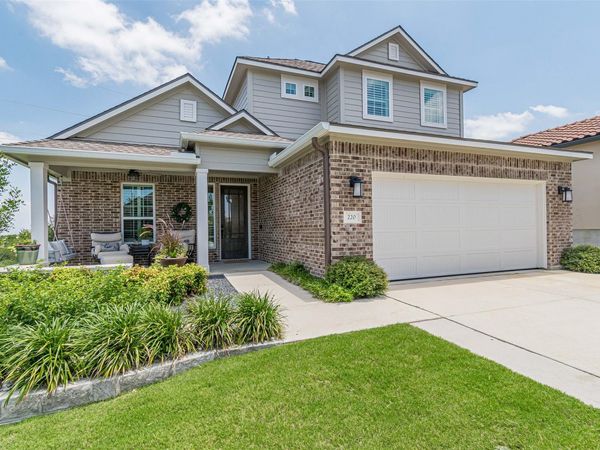220 Cruising Oak ST, San Marcos, TX 78666