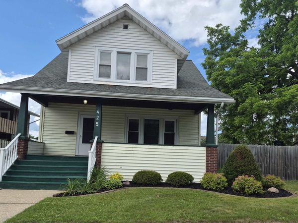 425 5th Street, Reedsburg, WI 53959